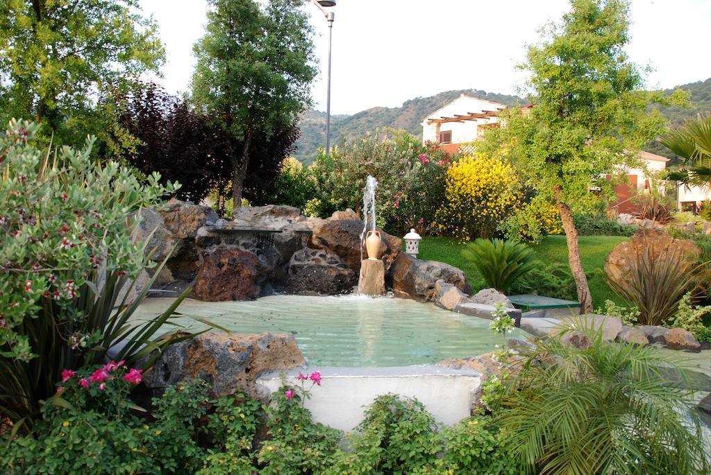Alcantara Resort Di Charme Adults Only Gaggi Екстериор снимка