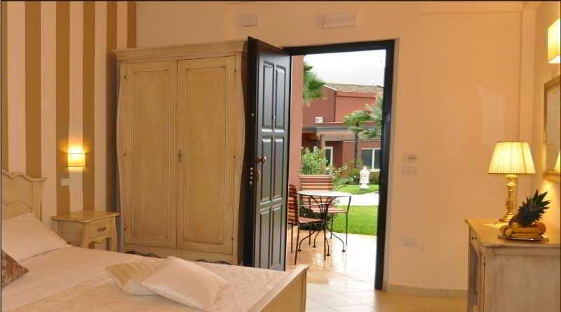 Alcantara Resort Di Charme Adults Only Gaggi Екстериор снимка