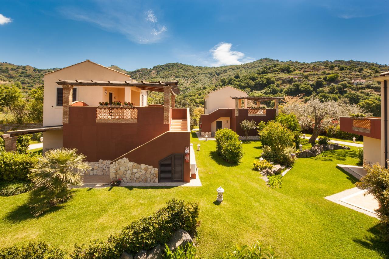 Alcantara Resort Di Charme Adults Only Gaggi Екстериор снимка