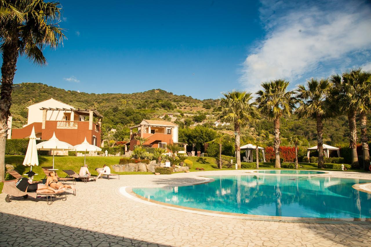 Alcantara Resort Di Charme Adults Only Gaggi Екстериор снимка