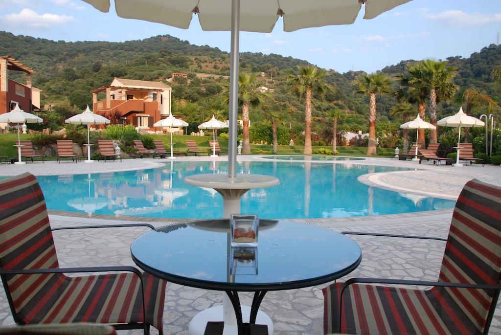 Alcantara Resort Di Charme Adults Only Gaggi Екстериор снимка